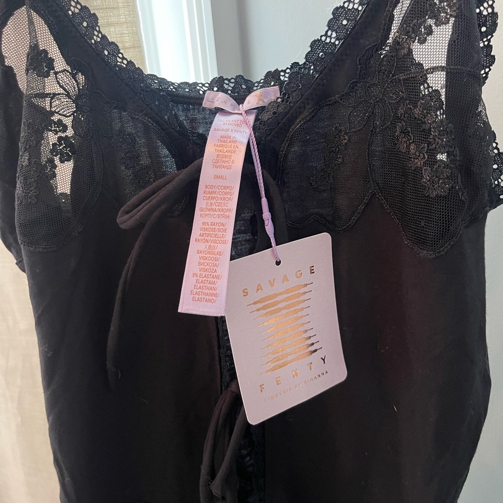 Savage X Fenty Sexy Robe